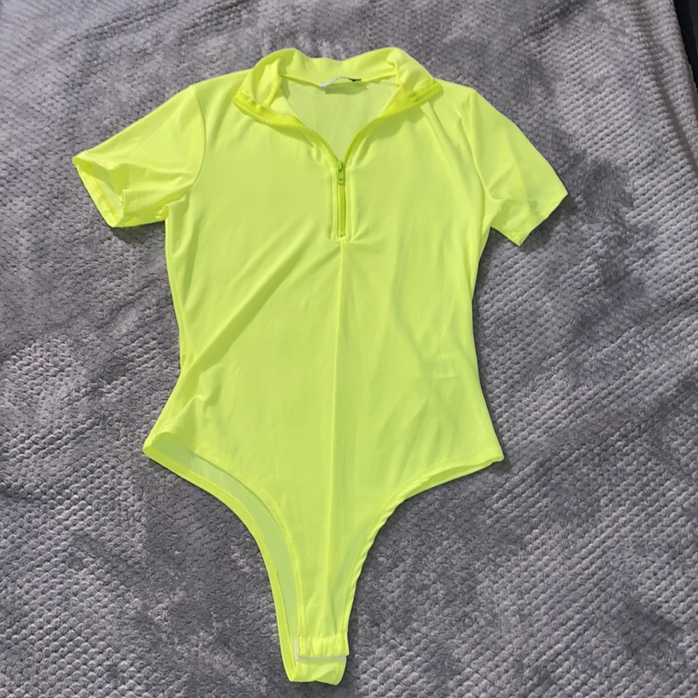 Fashion Nova Bodysuit Neon Yellow Size Medium